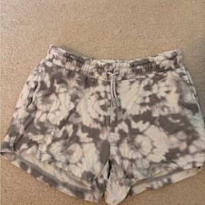 Athleta tie dye shorts, Size L